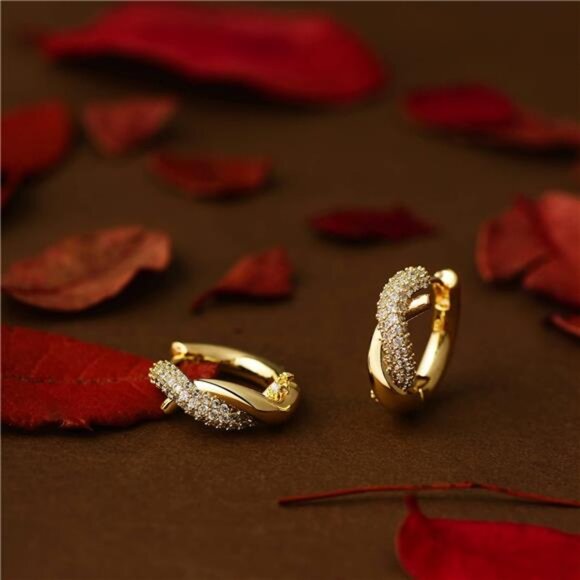 💛Small Gold Hoop Earrings – 14K Gold Plated💛 - Picture 5 of 5